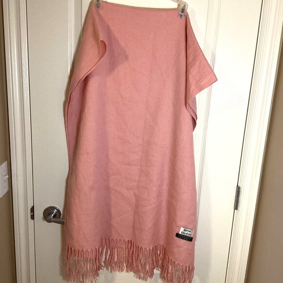 Acne Studios Women's Pink Scarf Shoulder Wrap Fringe Virgin Wool Made in Italy - Picture 2 of 7
